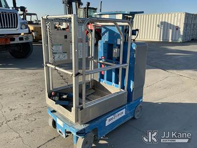 2018 Genie GR-12 Self-Propelled Manlift