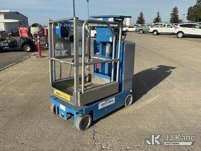 2018 Genie GR-12 Self-Propelled Manlift
