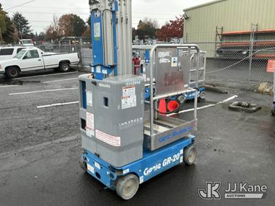 2018 Genie GR-20 Self-Propelled Manlift