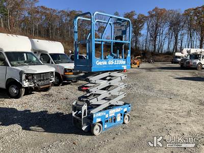 Genie GS-1330m Self-Propelled Scissor Lift