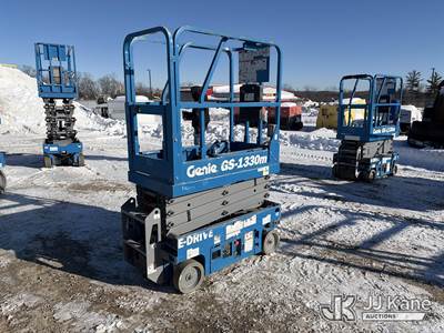 Genie GS-1330M Self-Propelled Scissor Lift