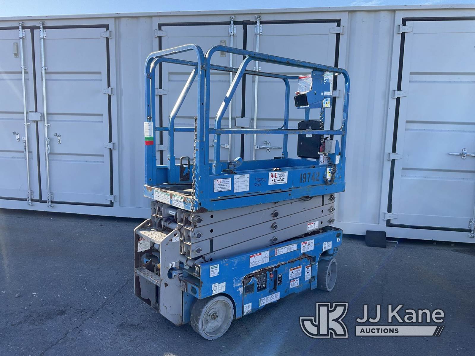 Genie GS1930 SelfPropelled Scissor Lift For Sale Dixon, CA