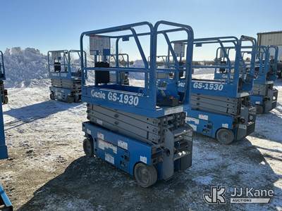 Genie GS1930 Self-Propelled Scissor Lift