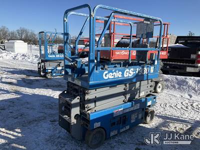Genie GS1930 Self-Propelled Scissor Lift