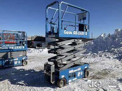 Genie GS1930 Self-Propelled Scissor Lift