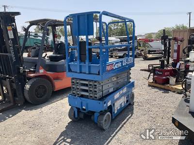 Genie GS1930 Self-Propelled Scissor Lift