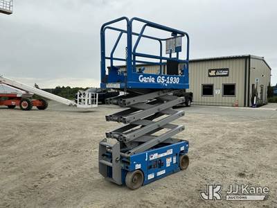 2017 Genie GS1930 Self-Propelled Scissor Lift