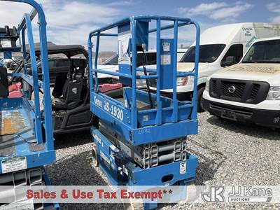 Genie GS1930 Self-Propelled Scissor Lift