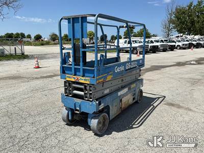 2007 Genie GS-2032 Self-Propelled Scissor Lift