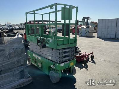Genie GS-2632 Self-Propelled Scissor Lift