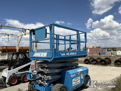2006 Genie GS-2668RT Self-Propelled Scissor Lift