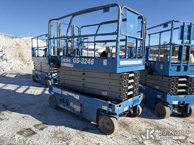 Genie GS-3246 Self-Propelled Scissor Lift