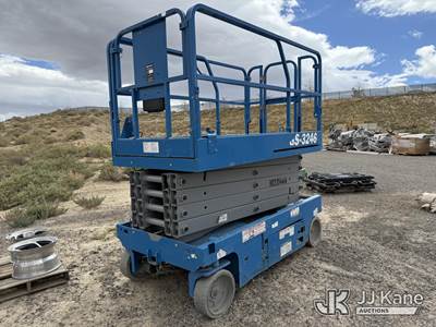 2017 Genie GS-3246 Self-Propelled Scissor Lift