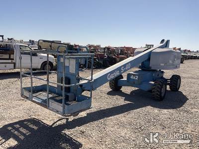 2002 Genie S-40 Self-Propelled Telescopic Manlift