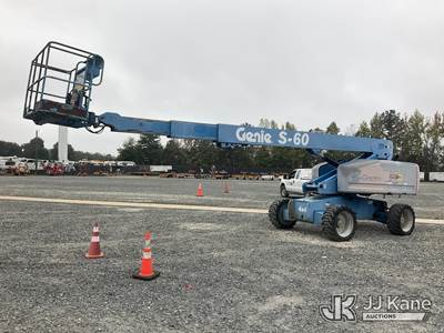 2006 Genie S60 Self-Propelled Telescopic Manlift