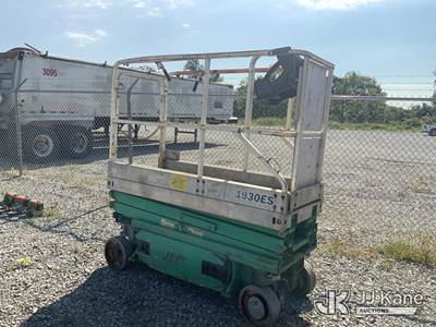 JLG 1930ES Self-Propelled Scissor Lift