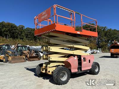 2002 JLG 4394RT 4x4 Self-Propelled Scissor Lift