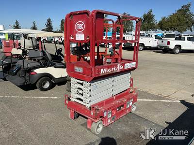 2019 MEC Micro 19 Self-Propelled Scissor Lift