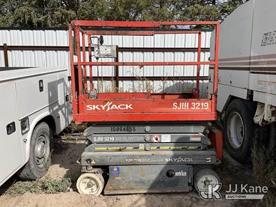 Skyjack SJIII 3219 Scissor Lift