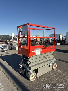 SkyJack SJIII-3219 Self-Propelled Scissor Lift
