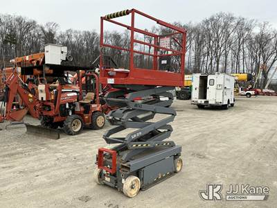 2012 SkyJack SJIII-3219 Self-Propelled Scissor Lift