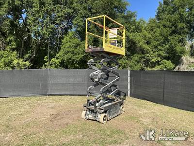 SkyJack SJIII-3219 19 Foot Self Propelled Scissor Lift