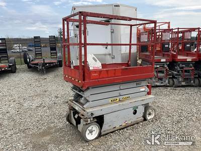 2012 SkyJack SJIII-3219 Self-Propelled Scissor Lift