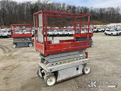 2011 SkyJack SJIII-3219 Self-Propelled Scissor Lift