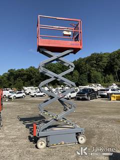 2013 Sky Jack SJIII-3219 Self-Propelled Scissor Lift