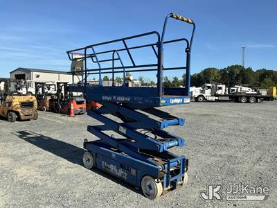 UpRight X20N Self-Propelled Scissor Lift