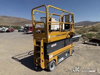 XCMG XG2632DC Self-Propelled Scissor Lift