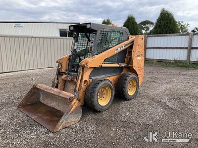 Case 40 XT Skid Steer Loader