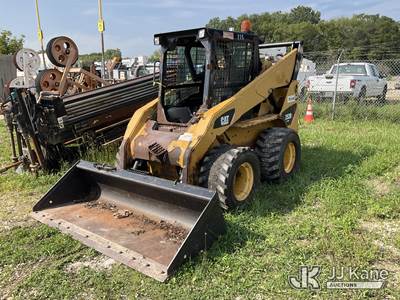 2014 Caterpillar 252B Rubber Tired Skid Steer Loader