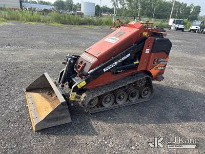 2021 Ditch Witch SK800 Mini Crawler Skid Steer Loader