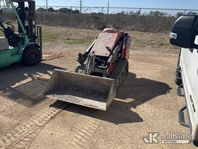 2015 Ditch Witch SK850 Walk-Behind Crawler Skid Steer Loader