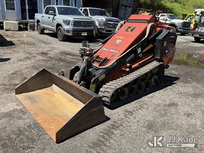 2018 Ditch Witch SK1550 Stand-Up Crawler Skid Steer Loader