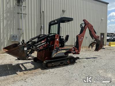 2012 Ditch witch XT1600 Rubber Tracked Tool Carrier