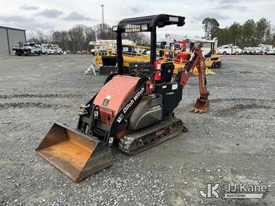 2011 Ditch Witch XT855 Mini Hydraulic Excavator/Tool Carrier