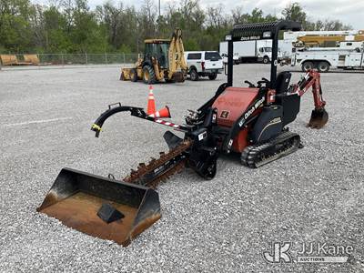 2011 Ditch Witch XT855 Mini Hydraulic Excavator/Tool Carrier