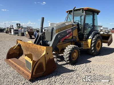 2021 John Deere 210LEP Tractor Loader