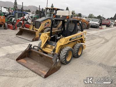 2001 John Deere s/n KV0340F440102