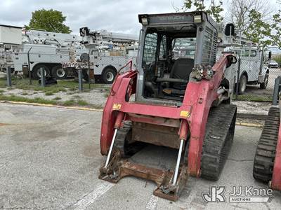 2013 Takeuchi TL12 Tracked Skid Steer Loader