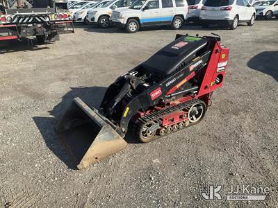 2020 Toro Dingo TX-427 Walk-Behind Crawler Skid Steer Loader