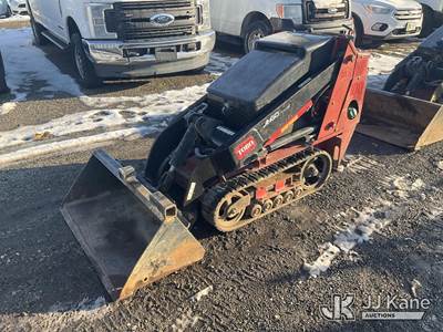 2014 Toro Dingo TX-525 Walk-Behind Crawler Skid Steer Loader