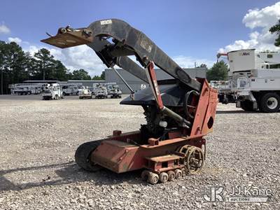 2019 Toro Dingo TX525 Walk-Behind Crawler Skid Steer Loader