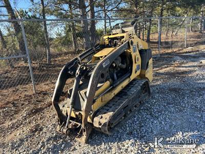 2015 Vermeer S725TX Stand-Behind Crawler Skid Steer Loader