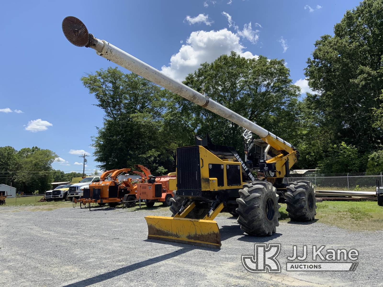 2015 Jarraff 4 Wheel Drive Articulating Rubber Tired Tree Saw For Sale, 8,162 Hours Shelby, NC