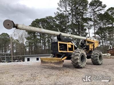 2010 Jarraff 4 Wheel Drive Articulating Rubber Tired Tree Saw