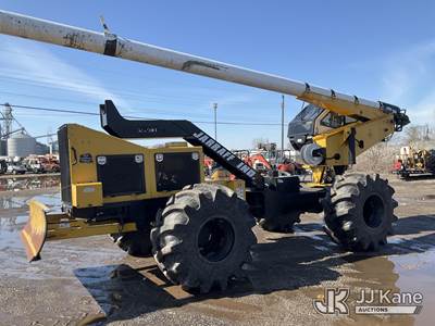 2014 Jarraff 4 Wheel Drive Articulating Rubber Tired Tree Saw