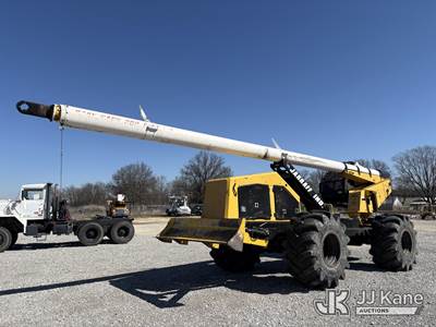 2017 Jarraff 4 Wheel Drive Articulating Rubber Tired Tree Saw